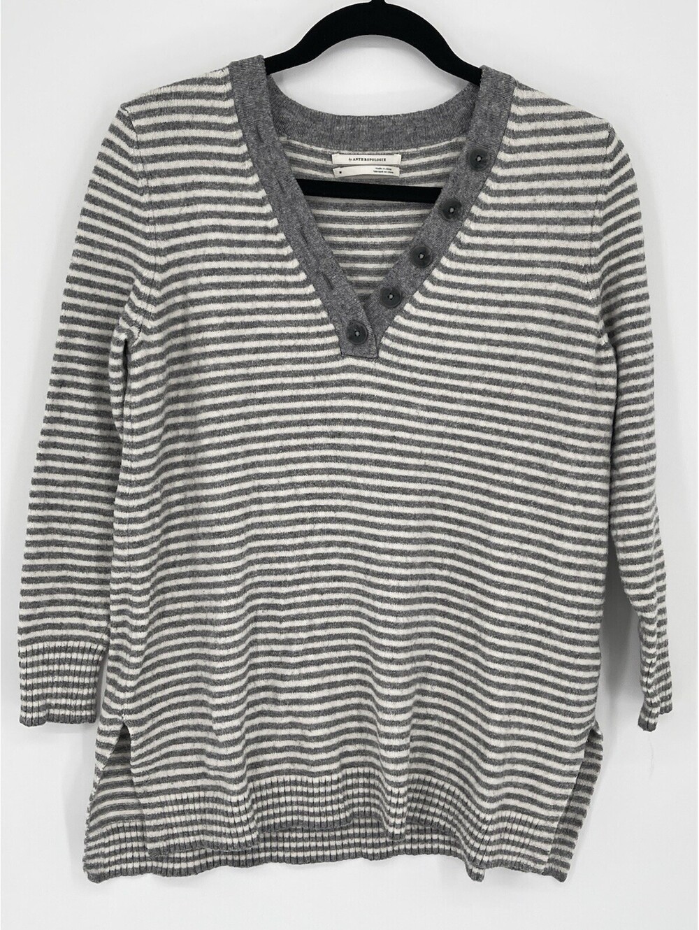 Anthropologie Gray Ivory Striped Tunic Sweater M Button V Neck Ribbed Knit
